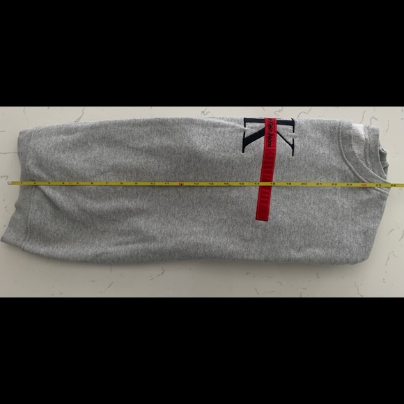 Calvin Klein vintage sweatshirt - Picture 8 of 9